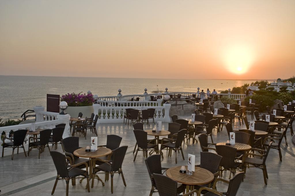 Sunrise Queen Luxury Hotel Сиде Екстериор снимка